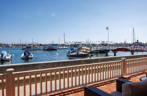 Balboa Island House | 608 S Bayfront