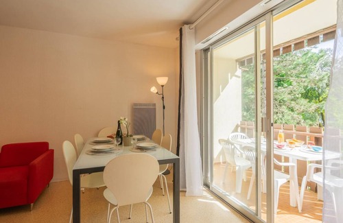 Saint-Georges-de-Didonne House | 61 m² House ∙ 2 bedrooms ∙ 4 guests
