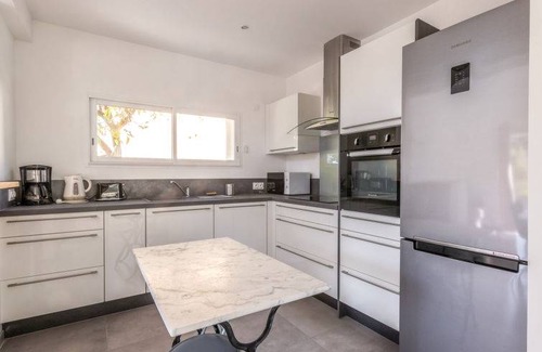 Le Mourillon House | 61 m² House ∙ 2 bedrooms ∙ 4 guests
