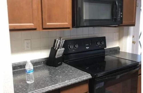 Windhover Cottage | 6148 Sandcrest · Across Street From Universal. Pool Sleep 8+