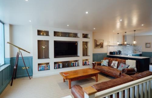 Malvern House | 62 Albert Park Road