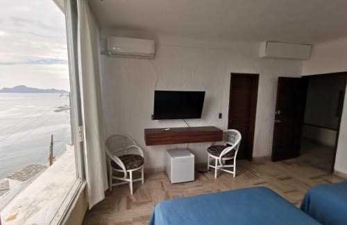 Las Hadas Apartment | 62 ROOM PENINSULA CAPITAN
