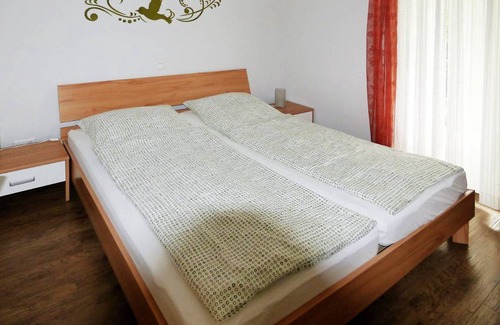 Unteruhldingen Apartment | 63 m² Apartment ∙ 2 bedrooms ∙ 4 guests
