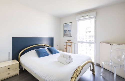 Bourg-l'Eveque Apartment | 63 m² Apartment ∙ 2 bedrooms ∙ 4 guests