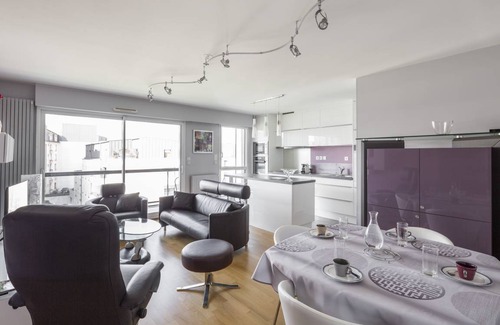 Bourg-l'Eveque Apartment | 63 m² Apartment ∙ 2 bedrooms ∙ 4 guests