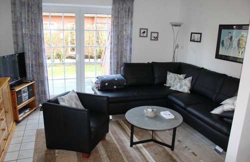 Neßmersiel House | 63 m² House ∙ 3 bedrooms ∙ 5 guests