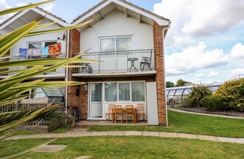 Corton House | 63 The Waterside Holiday Park