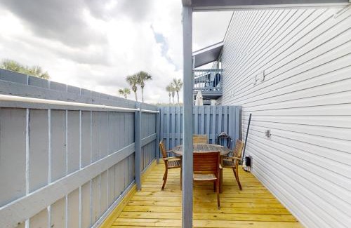 Fernandina Beach Apartment | 631 Tarpon Ave #6320