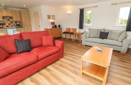 St Wenn Cottage | 64 WATERSIDE, family friendly, country holiday cottage in Lanivet