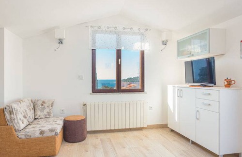 Pjescana Uvala Apartment | 65 m² Apartment ∙ 3 bedrooms ∙ 4 guests