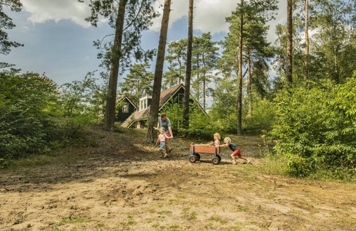 Eerbeek House | 65 m² Bungalow ∙ 3 bedrooms ∙ 6 guests