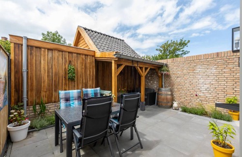 Westkapelle House | 65 m² House ∙ 2 bedrooms ∙ 4 guests