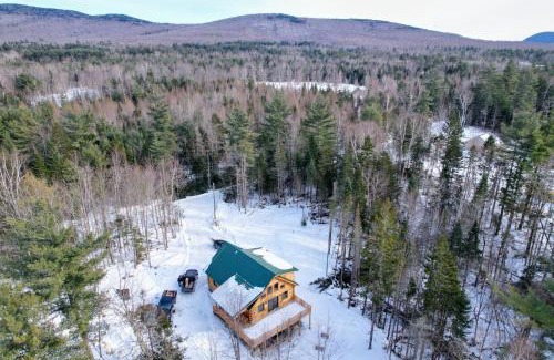 Twin Mountain House | 65PT New Log Cabin in Private