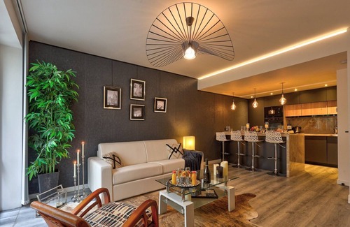 Epinettes Apartment | 664 Suite Deligny - Superb apartment in Paris