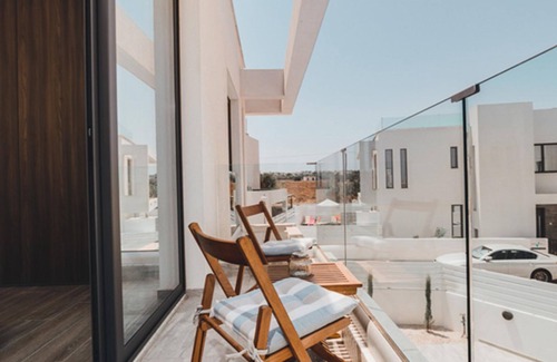 Pernera Villa | 66 PER - Stay Villa Palm