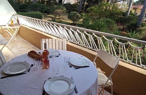 Sanary-sur-Mer Apartment | 67 m² Apartment ∙ 2 bedrooms ∙ 6 guests