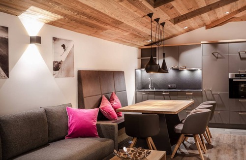 Schuttdorf Apartment | 67 m² Apartment ∙ 2 bedrooms ∙ 6 guests