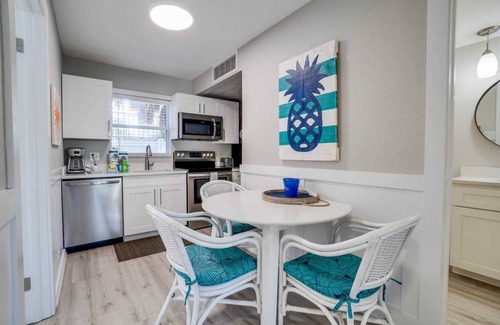 Bradenton Beach Condo | 67 m² Condo ∙ 2 bedrooms ∙ 6 guests