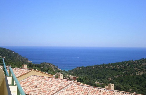 Cavalaire-sur-Mer Resort | 67 m² Resort ∙ 2 bedrooms ∙ 4 guests