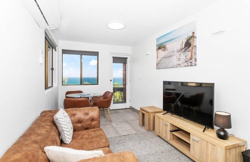 Ulladulla Apartment | 67 South Pacific Crescent - Studio Apartment