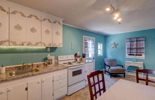 Ocean City Beach Apartment | 6703 Thirteenth Ave Down by Carolina Stays