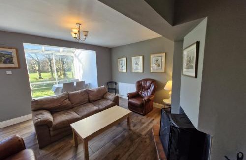 Clifden House | 68 Clifden Glen