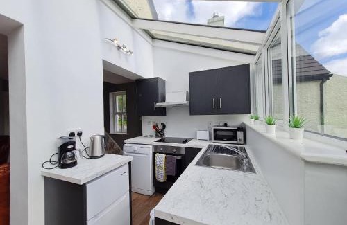 Clifden House | 68 Clifden Glen