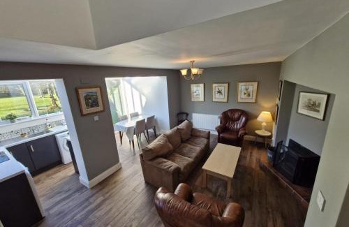 Clifden House | 68 Clifden Glen