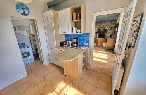 Audierne Villa | 687-Villa Kerguélen, sea view, 100m from the beach