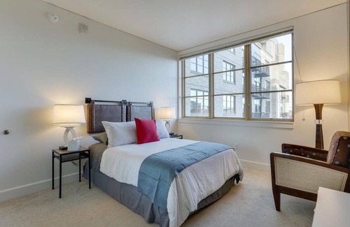 Pearl District Apartment | 69 m² Apartment ∙ 1 bedroom ∙ 4 guests