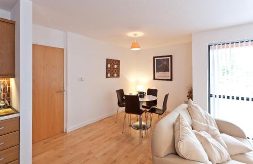 Bangor Apartment | 6a Cedar Grove