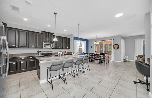 Lindfields House | 6BR, 5Ba Home Close to Disney-Pool & Hot Tub!Theme Rooms!Xbox!Conservation View!