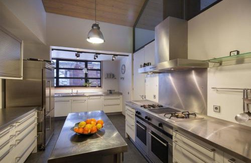 Courchevel Villa | 6BR Designer Chalet Grey 1850