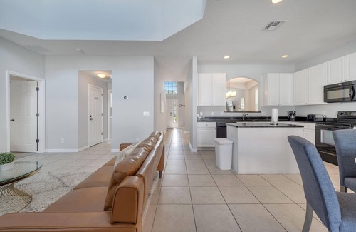 Veranda Palms House | 6BR Family Retreat by Nature Reserve