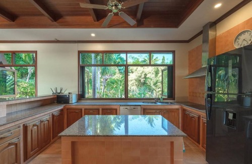Choeng Thale Villa | 6BR Luxury Retreat in Layan Phuket V159