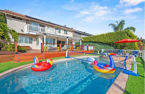 Tierrasanta House | 6BR San Diego Escape Pool Spa and Sunset View