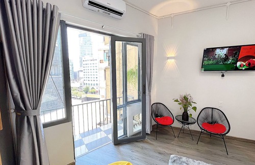 Nguyen Hue Walking Street Apartment | 6even