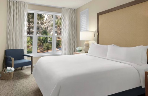 Oceanside Resort | 7/27- 8/3/24: Last Minute Cancellation: Oceanfront Resort in Hilton Head!!!