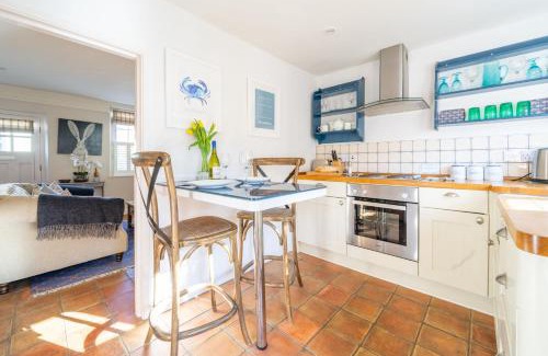 Holt House | 7 Albert Street