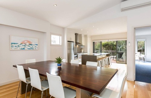Anglesea House | 7 Almira -Premium Holiday Home Really Offers It All.