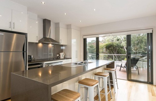 Anglesea House | 7 Almira -Premium Holiday Home Really Offers It All.