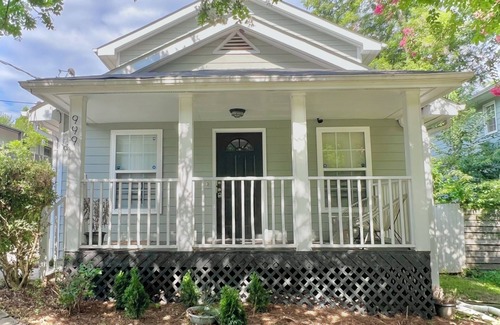 Peoplestown House | 7-Bed Atlanta Retreat – Sleeps 10 Near BeltLine & Downtown