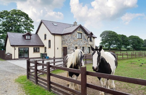 Holywell Cottage | 7 bedroom accommodation in Babell near Holywell, Flintshire