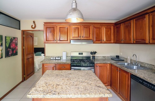 Jaco Villa | 7 Bedroom Luxury Oceanfront Villa on South End of Jaco Beach