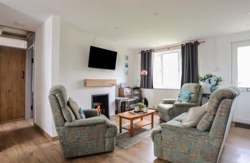 Ty Croes House | 7 Bro Branwen