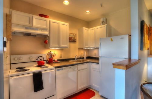 Rangeley Condo | 7 Grandview - Unit D - Great condo close to downtown Rangeley