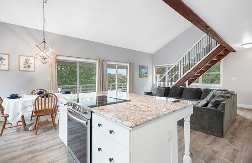 Bean Station House | 7 Guest Lake House - Grill & Fire Pit, Air Hockey