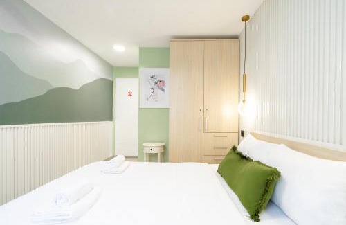 Downtown Bed & Breakfast | 7 Hills Rooms
