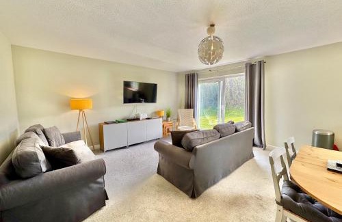 Trearddur Bay House | 7 Isallt Lodges-3 bed-Ground Floor-Outside seating