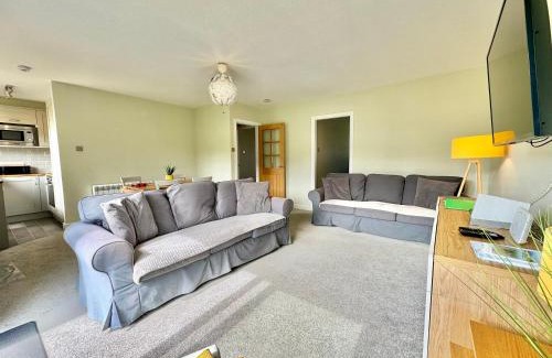 Trearddur Bay House | 7 Isallt Lodges-3 bed-Ground Floor-Outside seating